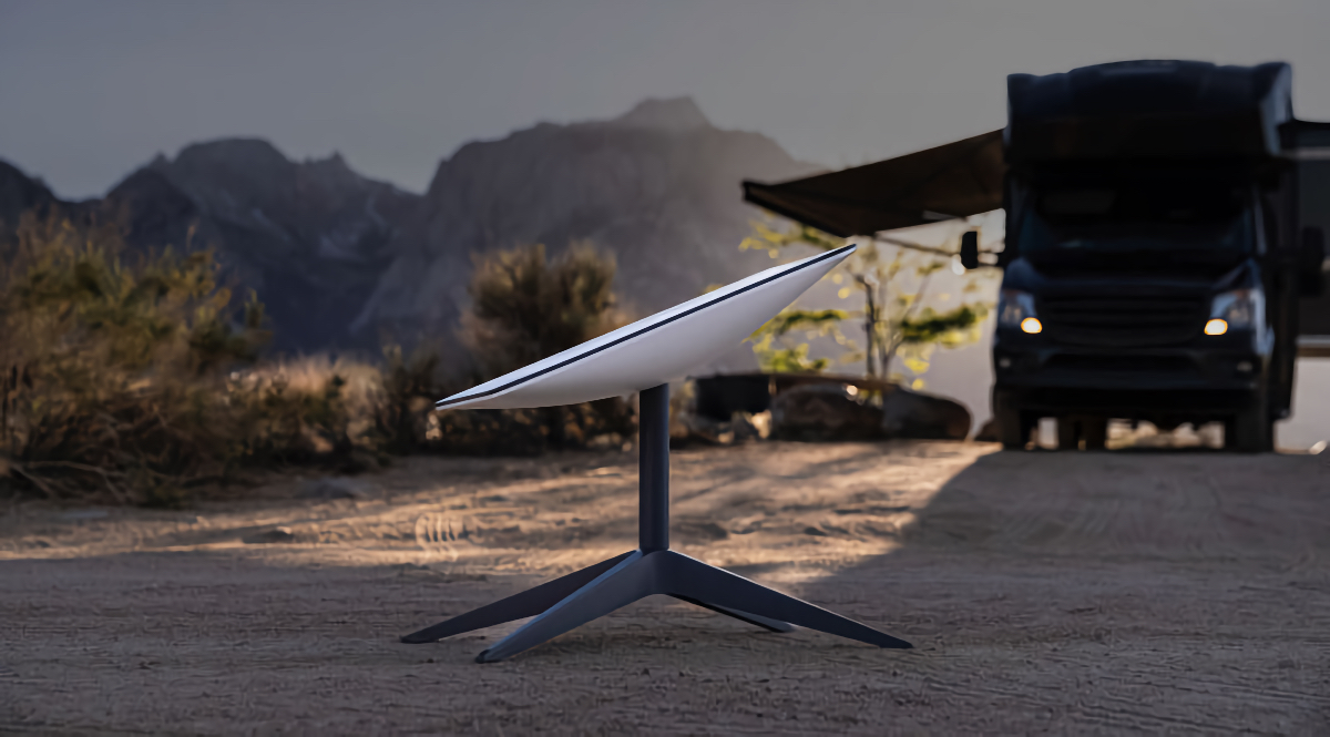 Starlink satellite dish set up for RV internet, providing reliable Wi-Fi connectivity on the road.